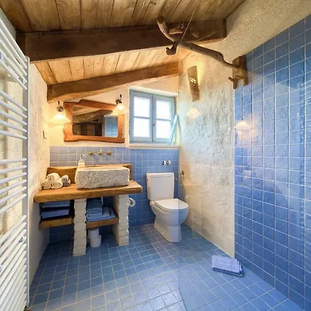 Heritage Aquamarine Villa *