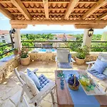 Heritage Aquamarine Villa
