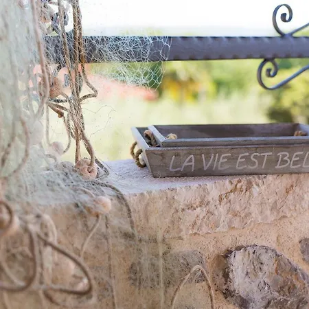 Heritage Aquamarine *