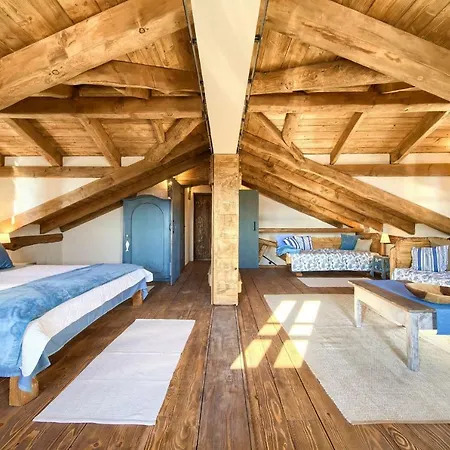 Vilă Heritage Aquamarine Malinska