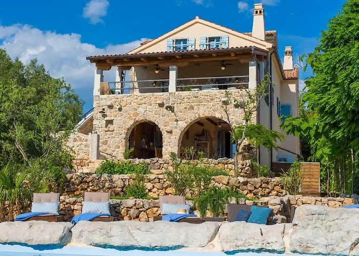 Heritage Aquamarine Villa *