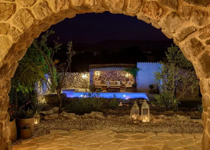 Heritage Aquamarine Villa *